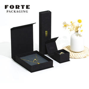 FORTE Satin - Juego de Cajas de Regalo para Pendientes con Logotipo Personalizado, Caja de Embalaje de Joyería de Papel Artesanal - Product Image 1