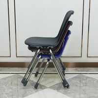 Chaise d'école commerciale empilable en plastique de 18 pouces pour salle de classe, réception, visiteur, étudiant, université