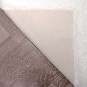 Vente en gros de <span class=keywords><strong>tapis</strong></span> de machine moderne blanc duveteux cheveux longs acrylique laine artificielle tissu daim antidérapant 800 g/m² poids du <span class=keywords><strong>poil</strong></span> 5-7cm - Product Image 6