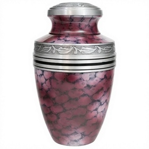 Urna Funeraria Contemporánea de Aluminio Hecha a Mano para Homenajear a Seres Queridos por Axiom Home Accents, Elegante - Product Image 1