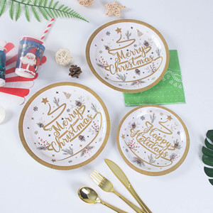 Juego de Vajilla Desechable de Papel FSC para 8 Personas, Diseño Navideño Completo y Bonito, Incluye Platos de Papel de 7/9 Pulgadas, Vasos y Servilletas - Product Image 5