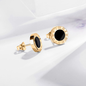 Bijoux de mode en gros 18k or Cz chiffres romains boucles d'oreilles en acier inoxydable classique Vintage boucles d'oreilles - Product Image 6