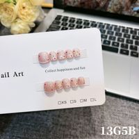 Faux ongles pour enfants, kits d'ongles courts mignons et colorés à couverture complète, faits à la main, motif dessin animé pour filles