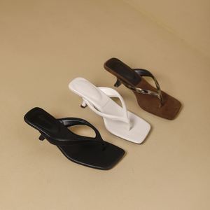 Sandalias de Tacón Alto Sexys para Mujer, Estilo Veraniego, Retro, con Estampado de Leopardo, Punta Cuadrada, Tacón de Aguja, Chanclas Transpirables - Product Image 5