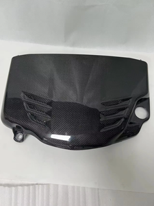 Capot en fibre de carbone sur mesure - Design élégant, personnalisé, léger, haute résistance pour les modèles automobiles spécifiques - Product Image 4