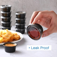 Gobelets à sauce en PET noirs et transparents de qualité alimentaire, écologiques, sans BPA, 2 oz, lot de 50, étanches, jetables avec couvercles pour la restauration à emporter