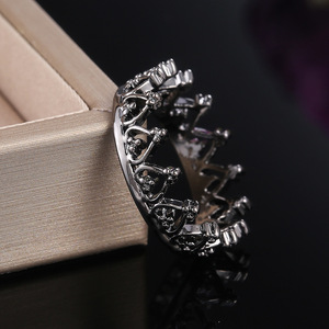 Anello con Motivi per Donne, Stile Occidentale Audace, Accessorio da Dito per Feste e Uso Quotidiano, Idea Regalo - Product Image 4