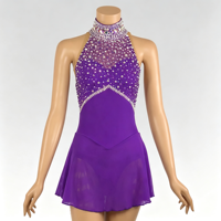 Robe de patinage artistique violette à dos nu profond avec strass et jupe en maille pour filles et adultes, idéale pour la compétition et les spectacles