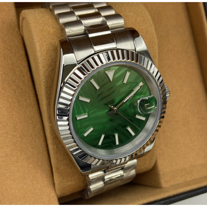 Men's Green Grass Dial Self-Winding Automatic <b>Mechanical</b> <b>Watch</b> with NH35 Movement Waterproof Stainless Steel Case - Product Image 1