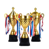 Nouvel Arrivage Trophée Métallique Universel pour Événements Sportifs, Trophée de Championnat Doré, Coupe à Double Anse Style Couronne pour Basketball et Football avec Couvercle