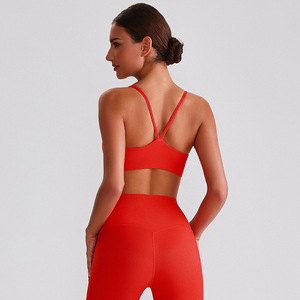 Haute qualité femmes côtelé <span class=keywords><strong>dos</strong></span> <span class=keywords><strong>nu</strong></span> sport <span class=keywords><strong>soutien</strong></span>-<span class=keywords><strong>gorge</strong></span> haut Fitness en plein air course Gym entraînements rembourré dames Sexy confortable Yoga <span class=keywords><strong>soutien</strong></span>-<span class=keywords><strong>gorge</strong></span> - Product Image 4