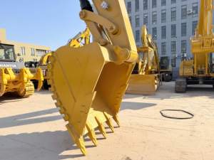 รถขุดตีนตะขาบ Caterpillar CAT 349D2L มือสอง น้ำหนัก 49 ตัน เครื่องยนต์ 6 สูบ รุ่น C13 ของแท้ ไม่มีการรั่วไหลของน้ำมัน ใช้งานน้อย ชั่วโมงการทำงานต่ำ สายพานทนทานต่อการสึกหรอ - Product Image 6
