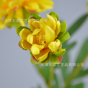 Flores Artificiales de Dalia en Jarrón de Dongchen Crafts, 60 cm, Flor de Seda, Color Amarillo Champán, Decoración para Bodas y Hogar - Product Image 3