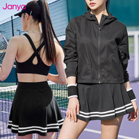 Vente en gros de vêtements de sport avec logo personnalisé Janya 2 en 1 mini jupe plissée ensemble de 3 pièces de fitness et de golf ensemble de tennis pour femmes