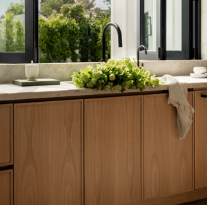 CBMMart 2025 Vente en gros de villas de luxe Armoires de cuisine modulaires en bois en forme de L Armoire de rangement d'usine Foshan - Product Image 6