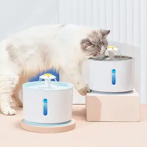 Air Mancur Minuman Hewan Otomatis 80Oz/2,4 L, Pengumpan Air Kucing Anjing dengan Atasan Baja Tahan Karat dan Lampu LED Jendela Level Air