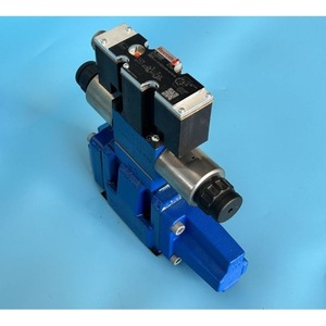 วาล์วควบคุมทิศทางแบบสัดส่วน Rexroth รุ่น 4WRZE10W9-85-7X/6EG24N9ETK31/F1D3M อุปกรณ์ควบคุมไฮดรอลิก - Product Image 3