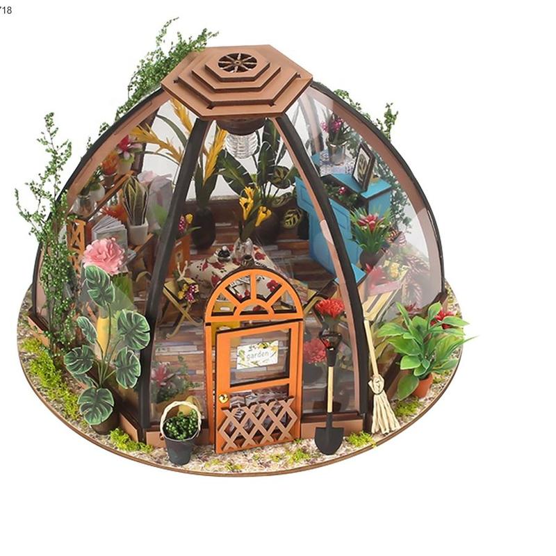Small Home Garden Toys Dollhouse Skystar