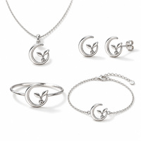 Ensemble de bijoux minimalistes personnalisés en argent sterling 925 avec collier, boucles d'oreilles, bague et bracelet en forme de lune, fabricant OEM
