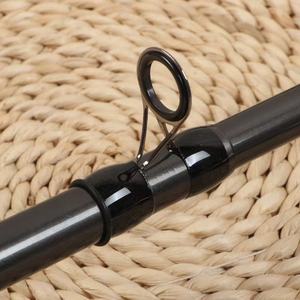 أدلة البحر والمياه العذبة باللون الذهبي والفضي متوفرة بأنواع مختلفة من أدلة قصبة الصيد - Product Image 1