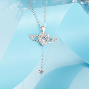 Collar con Colgante de Corazón y Alas de Ángel, Chapado en Plata, con Circonitas, Personalizado, para Regalos del Día de San Valentín - Product Image 4