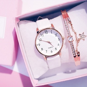 <span class=keywords><strong>Orologio</strong></span> da polso classico da donna in pelle al quarzo <span class=keywords><strong>orologio</strong></span> di lusso vendita calda moda donna <span class=keywords><strong>orologio</strong></span> minimo - Product Image 4