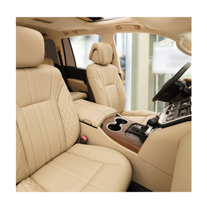 Upgrade interno di Toyota Land Cruiser LC200 al nuovo stile di LC300 2025 nuovi design d'<span class=keywords><strong>interni</strong></span> - Product Image 3