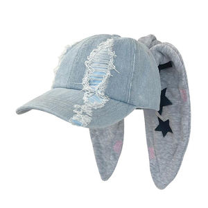 หมวกเบสบอลสำหรับเต้นแนวสตรีทฮิปฮอปทำมือมีรูผ้าเดนิมหูกระต่าย - Product Image 1