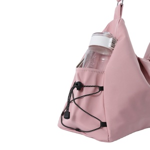 Nouveau sac de yoga Oxford, sac de voyage à bandoulière, grande capacité, durable, portable, en polyester, multifonction, sac de sport minimaliste - Product Image 6