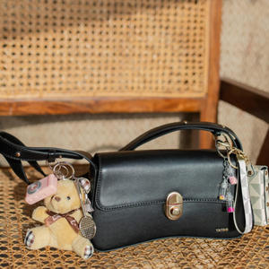 Sac à main pour femme en cuir PU épais personnalisé de couleur marron foncé, sac à main portable de style enveloppe - Product Image 4