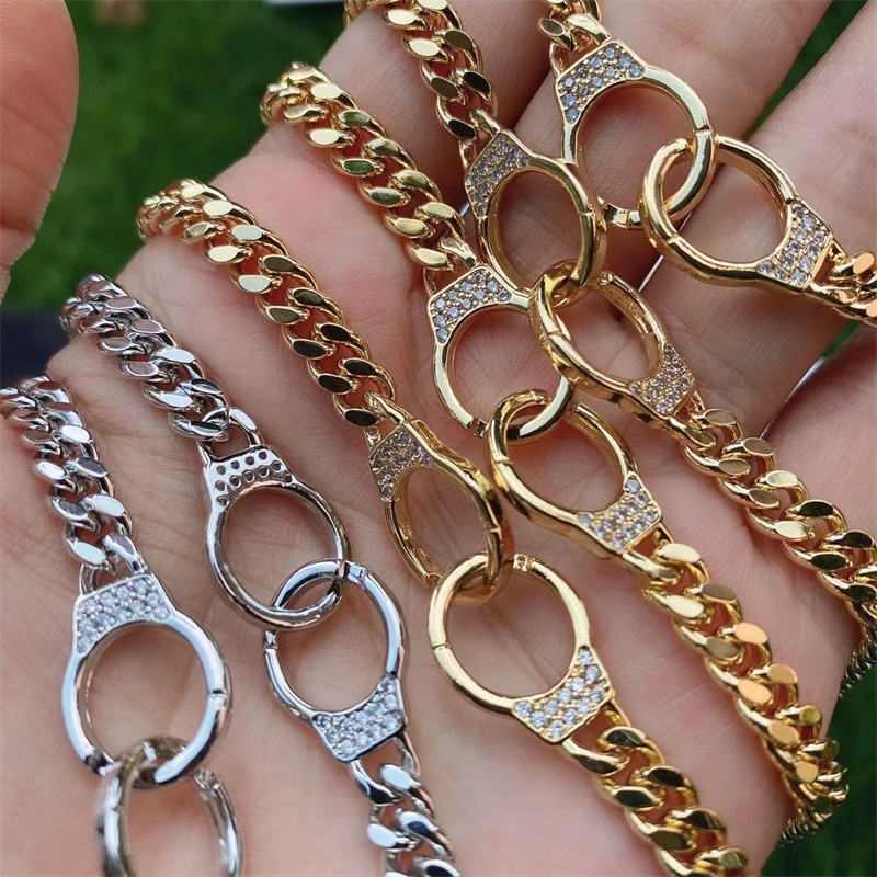 Emibele Handkette Mit Fingerring - 18K Gold Plated Armband Für Damen