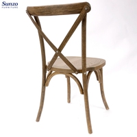 Chaises de salle à manger antiques à dos en X en bois empilable pour salon extérieur utilisation dans le parc utilisé banquet à dos croisé antique