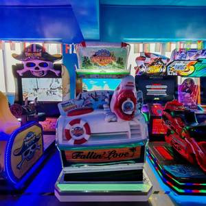 Lascia <span class=keywords><strong>andare</strong></span> l'isola Motion 5D macchina da gioco elettrica per tiro effetto vibrazione simulatore di tiro macchina da gioco a gettoni per interni - Product Image 3