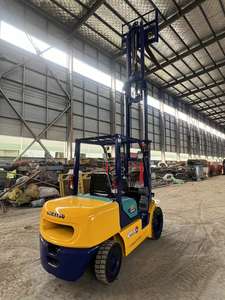 รถยก/รถขุดโคมัตสึ 30 FD30 มือสองจากญี่ปุ่นแท้ 3 ตัน เครื่องยนต์ไฮดรอลิกและเกียร์คุณภาพสูงสำหรับขาย - Product Image 4