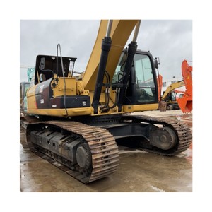Escavatore Cat 336 personalizzato in fabbrica con braccio telescopico da 26 m e benna a pinza da 2 m³ per operazioni in metropolitana e pozzi profondi - Product Image 2