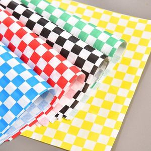 กระดาษห่ออาหารแบบแห้งเคลือบแว็กซ์สีดำขาวลายตาราง 200 แผ่น สำหรับห่อขนมปังและแซนวิช - Product Image 1