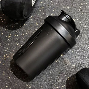 Bouteille de sport 500 ml à prix d'usine, sans BPA, pour fitness et gym, shaker classique, tasse shaker parfaite pour les protéines - Product Image 3
