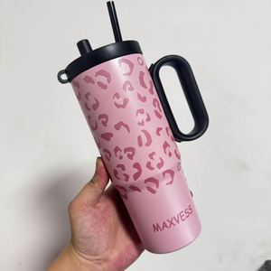 Gobelet de voyage isotherme à double paroi sous vide avec poignée Macaron, 24oz 720ml, avec couvercle et paille, antidérapant, conception personnalisée ODM - Product Image 4