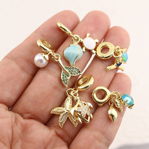 CZ9155 meduse in smalto placcato oro 18K CZ Micro pavé pesce tartaruga stelle Marine guscio meduse vita marina ciondola charm - Product Image 5