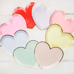 OEM design Yiwu Factory Disposable Tableware Set Heart-Shaped Paper Plate For 8 People Party Supplies For Parties