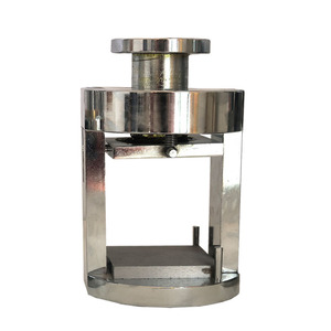 Pince de compression pour essai de mortier 70,7x70,7 mm, utilisée avec un dispositif de compression pour moule prismatique - Product Image 1