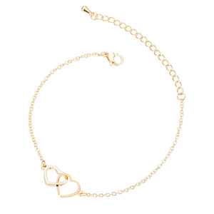 Bracciale con Charm Personalizzato in Acciaio Inox Placcato Argento con Zirconi a Forma di Cuore per Occasioni Speciali Femminili Come San Valentino - Product Image 4
