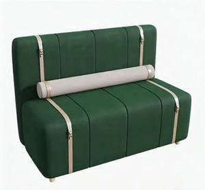 Tavoli e Sedie Personalizzati Moderni ed Ecologici in Legno Massello, Metallo e Pelle per Ristoranti, Hotel, Bar e Caffè con Divanetti e Set da Pranzo - Product Image 4
