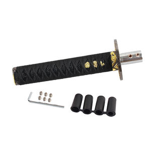 Poignée de levier de vitesses de voiture de style rétro JDM Samurai <span class=keywords><strong>Katana</strong></span> avec décoration dorée - Product Image 3