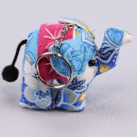 Thai Tissu Art Éléphant Broderie Animal En Peluche Jouet Unique Porte-clés Conception En Peluche Porte-clés Pendentif Sac Ornement