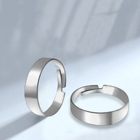 ShuoyeW 3/5MM Bague en acier inoxydable Argent Or Surface sphérique plate Logo de corrosion laser Bague en acier inoxydable de base