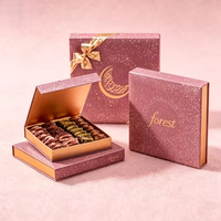 Luxe Eid Mubarak cadeaudoos voor Ramadan & Diwali - Luxe papieren verpakkingsinzetstukken met dadels, baklava, gedroogd fruit & gemengd assortiment