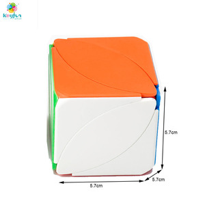 Ensemble de cubes magiques pliables à grande vitesse Puzzle éducatif anti-Stress pour adultes enfants emballage de boîte de <span class=keywords><strong>cube</strong></span> lisse personnalisé - Product Image 5