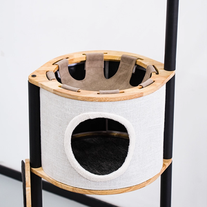 Arbre à chat multi-plateformes de luxe en acier carbone et bois d'hévéa avec tapis moelleux et condo pour animaux - Product Image 2