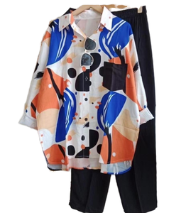 Ensemble chemise et pantalon décontracté ample et confortable pour femme, style Asie du Sud-Est, en tissu non tissé teint uni, pour usage quotidien, vente en gros - Product Image 1